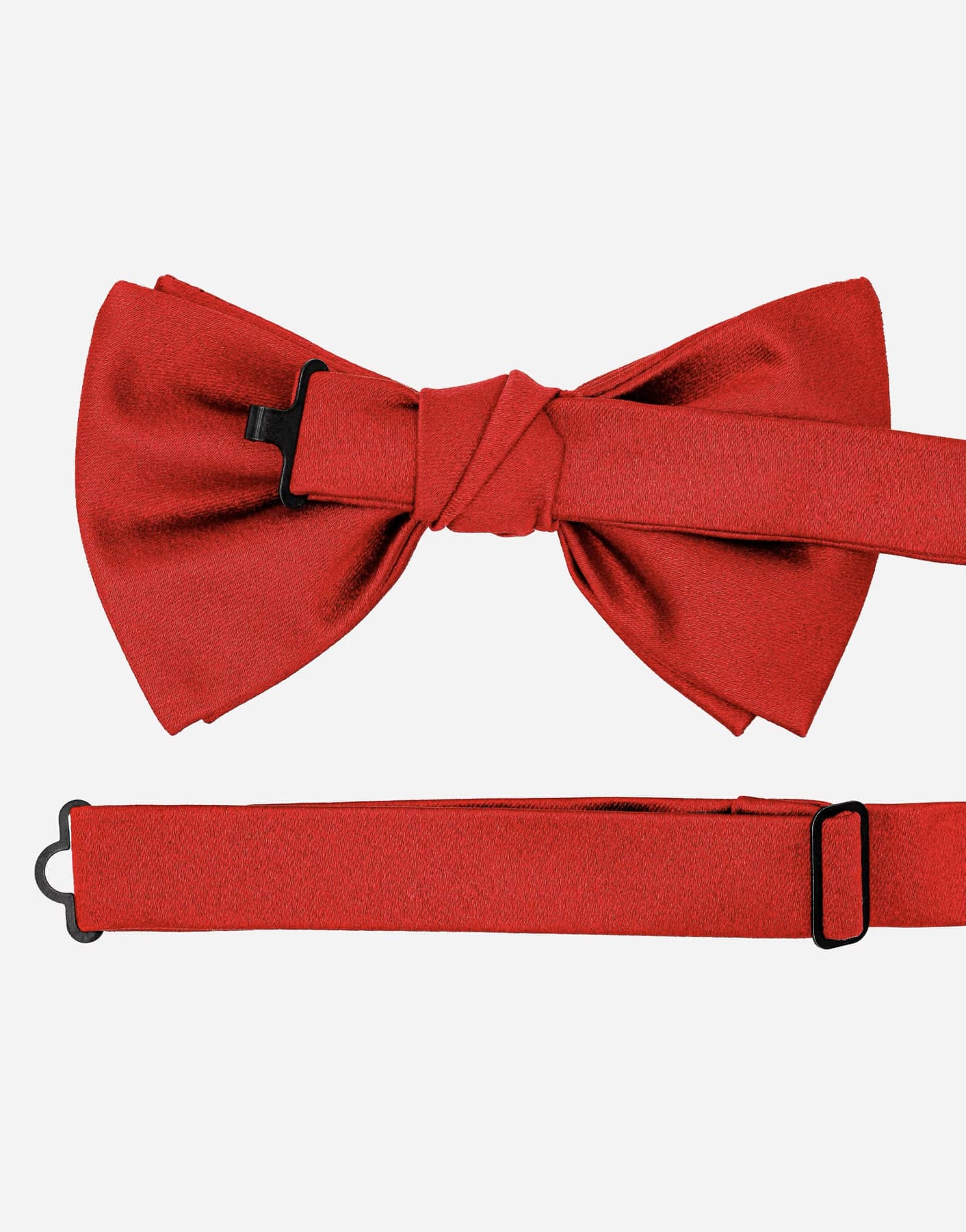 Retro del papillon in seta rosso con gancio di chiusura e cinturino regolabile steso sotto