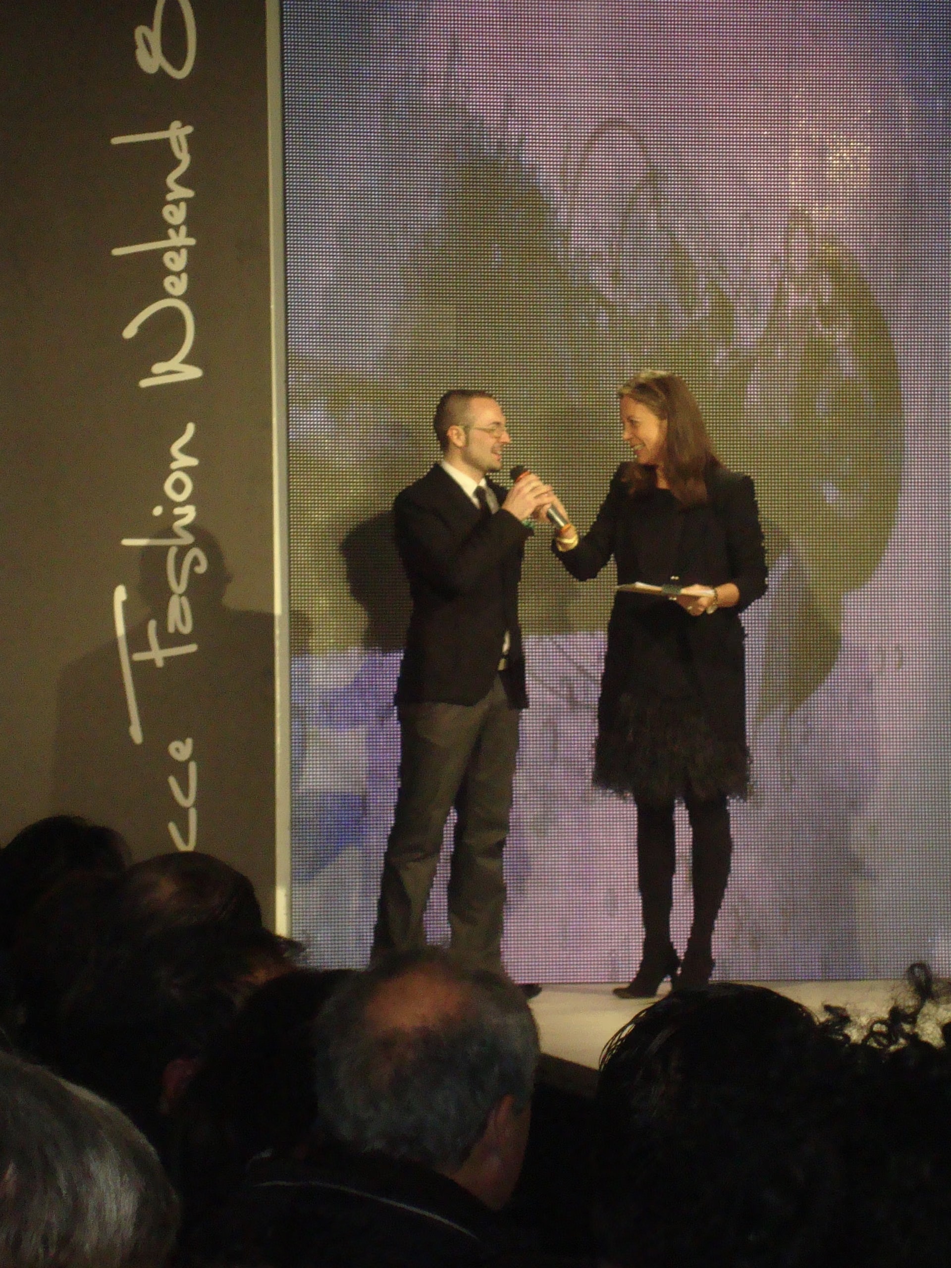 Davide Cristofaro intervistato sul palco del Lecce Fashion Weekend 8